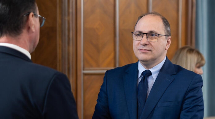 Ministrul Educației cheamă sindicatele la discuții