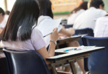 Profesori presați să participe la simulările examenelor naționale. „Frica nu trebuie să dicteze la catedră!”