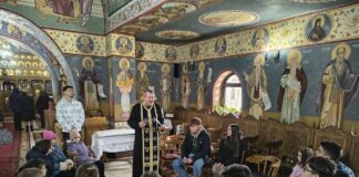 Biserica ,,Sfânta Treime” din municipiul Târgu-Jiu, gazdă a unei noi întâlniri a copiilor și tinerilor din cadrul parohiei, în Duminica Ortodoxiei din Postul Mare