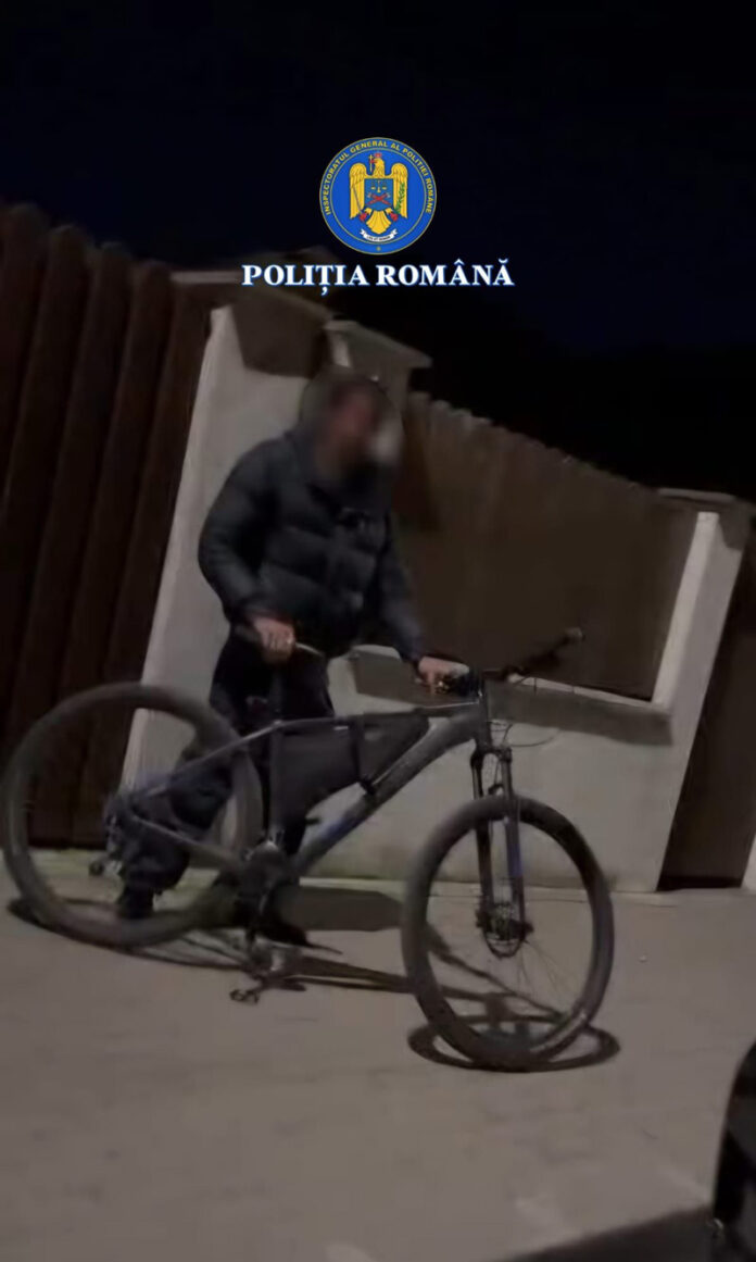Reținut după ce a furat o bicicletă