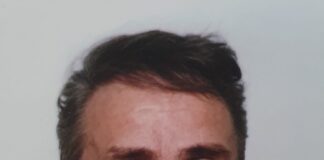 Omul care face bolovanii să vorbească