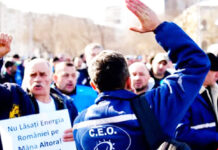 Minerii pleacă la București. Directorii CEO lucrează la listele negre. Protestele continuă