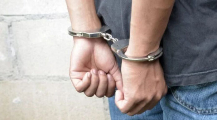 Reținut după ce a furat un singur pachet de țigări