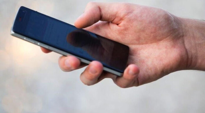 Polițiștii avertizează: O nouă metodă de înșelăciune, în locuri publice