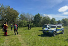 VIDEO: Bărbat dispărut, căutat de echipe mixte, cu drona cu termoviziune și un câine de urmă