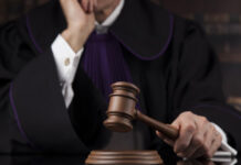 Condamnat pentru că i-a mințit pe judecători pentru a-și apăra un prieten