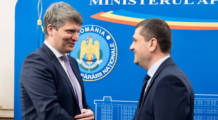 Miruță a bătut palma cu ucrainenii pentru producția de drone în România!