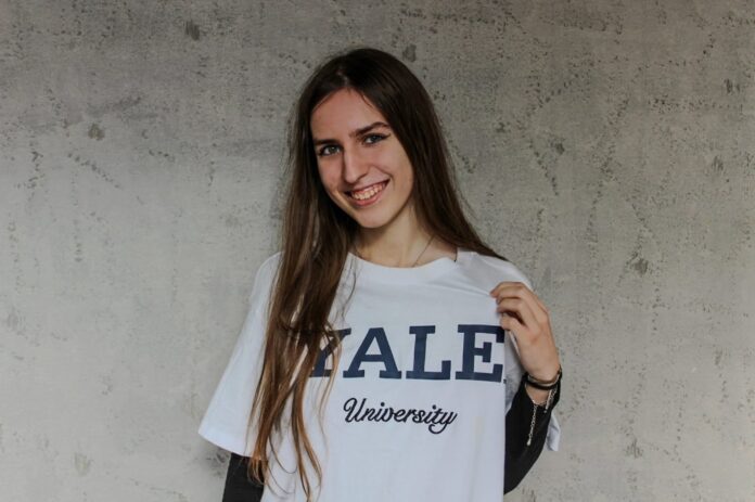 Elevă din Târgu Jiu, admisă la Yale University. „Foarte multă muncă”