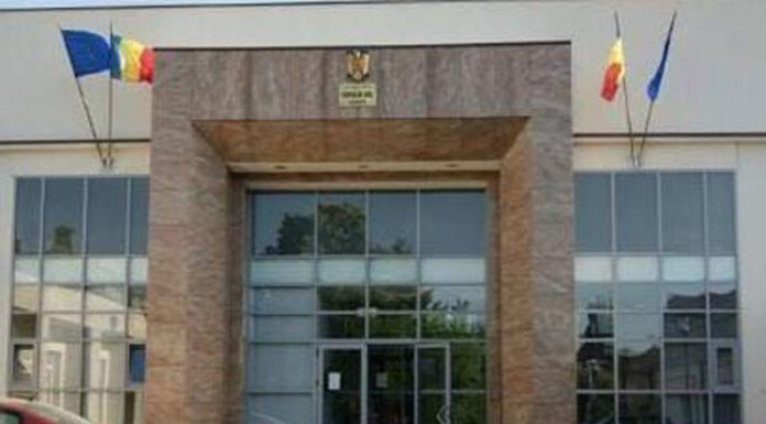 Decizie importantă înainte de Paște, pentru adolescentul acuzat că și-a înjunghiat mortal bunica
