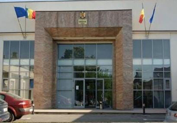 Decizie importantă înainte de Paște, pentru adolescentul acuzat că și-a înjunghiat mortal bunica