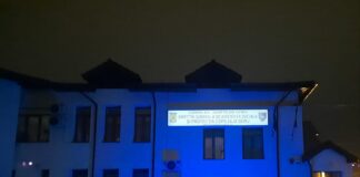 Gorjul, în albastru pentru Ziua Autismului