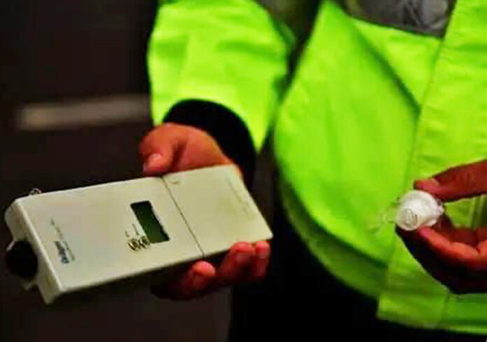 Șofer începător, din Mehedinți, prins băut la volan în Motru