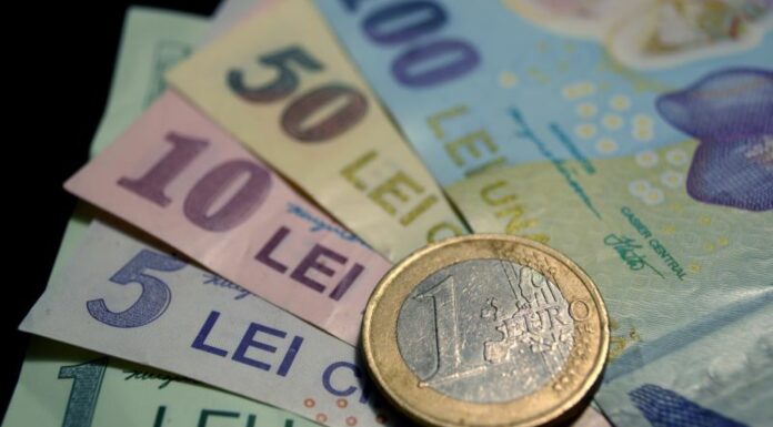 Euro a sărit la 5,14 lei