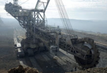 Bătaie de joc pe banii expropriaților! 32 de milioane de lei, ,,uitați” de Ministerul Energiei în conturile CEO, în timp ce oamenii au rămas și fără pământ, și fără despăgubiri!