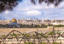 De la Ierusalimul pământesc la Ierusalimul ceresc – Hristos în faţa «judecăţii» membrilor Sinedriului şi a lui Irod – „Se va ridica neam peste neam şi împărăţie peste împărăţie şi va fi foamete şi ciumă şi cutremure pe alocuri”!