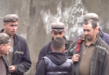 Peste 100 de mineri refuză să mai coboare în subteran
