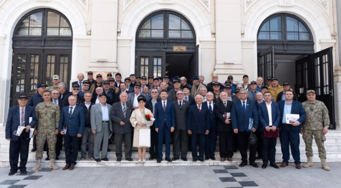 Tradiții ostășești – Rezerviștii gorjeni invitați pe malul Danubiului