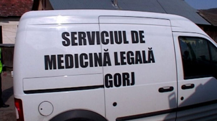 Cadavru în stare de putrefacție, găsit într-o casă din Târgu-Jiu