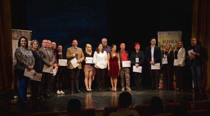 Tinere talente din Târgu Jiu, pe scena festivalului de la Târgu Mureș