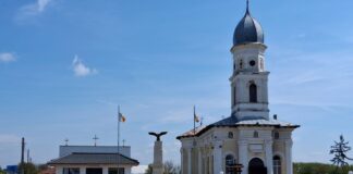 Colonelul (rtr.) Vodislav Iulian, de la Scoarța, condus pe ultimul drum