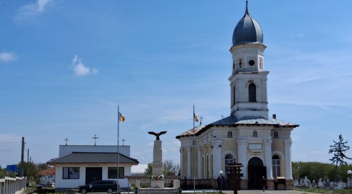 Colonelul (rtr.) Vodislav Iulian, de la Scoarța, condus pe ultimul drum