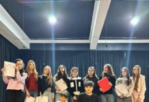 Tabăra pentru adolescenţi, locul în care îşi găsesc vocea