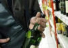 Reținut după ce a furat băuturi alcoolice de 50 de lei