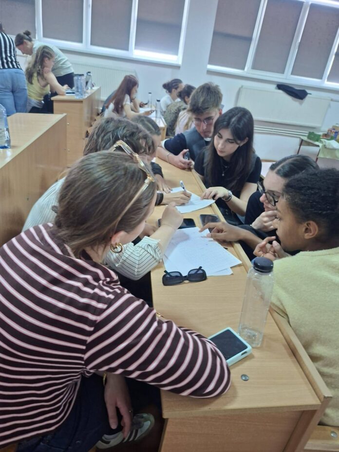 Elevi și profesori din Franța, în vizită la Liceul Teoretic Novaci