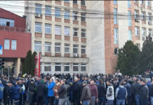 Șefimea CEO schimbă angajații de pe un post pe altul, ca pe popice!