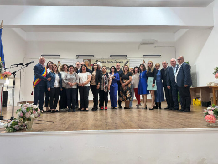 Festivalul „Doina Maria Cîrstea” a adus la Scoarța zeci de elevi pasionați de limba română