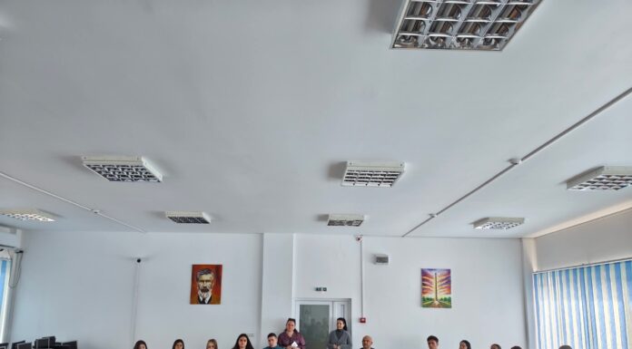 Deținuți din Penitenciarul Târgu Jiu, față în față cu studenții UCB