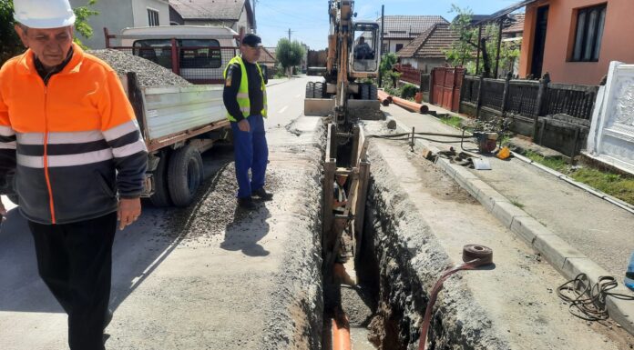 Peștișani: Lucrările la rețeaua de apă-canal se apropie de final