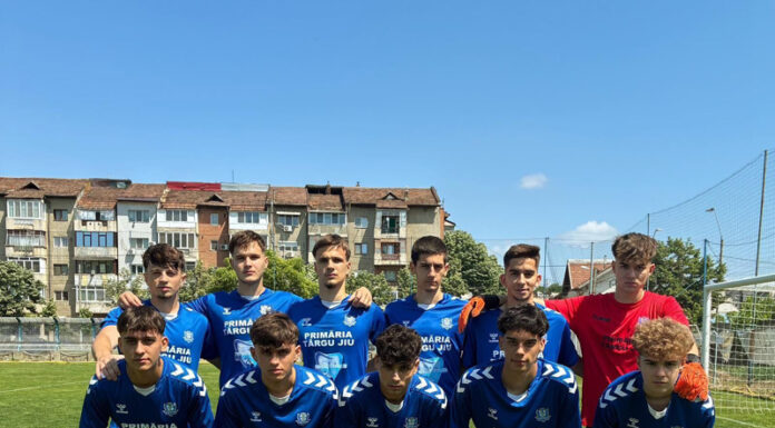 Juniorii de la CSM, rezultate bune cu fotbaliștii din Vâlcea și Severin