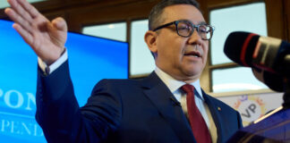 Victor Ponta: Propaganda prostește