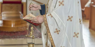 Trei parohii din Gorj caută slujitori ai altarului