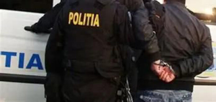 Reținut după ce s-ar fi masturbat în fața unei tinere