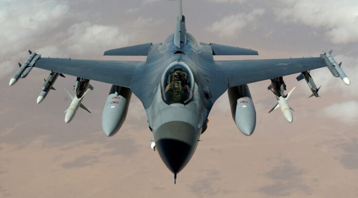 Un avion românesc F-16 a doborât o dronă ucraineană