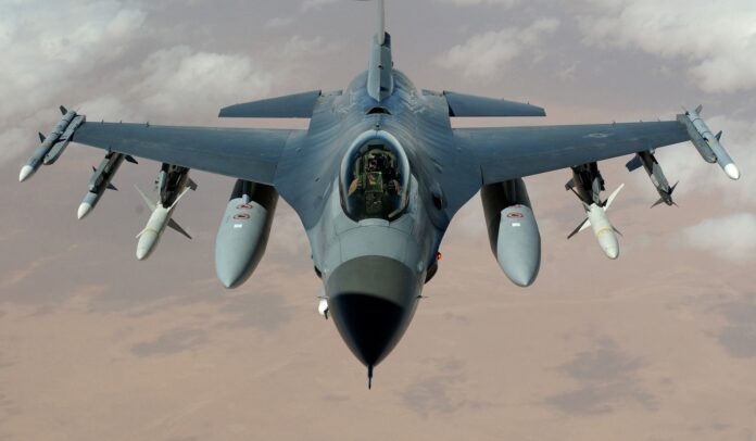 Un avion românesc F-16 a doborât o dronă ucraineană