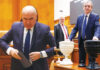 Guvernul a căzut. Ce urmează!