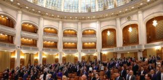 În ce mâini ajunge puterea în România! Cine câștigă bătălia cu Bolojan și USR