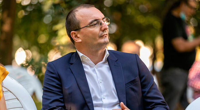 Iulian Popescu despre recordul lui Brâncuși – „Cinste lui”!
