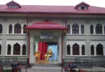 Lansarea Cărţii: «Încotro popor român?» la Căminul cultural din Comuna Polovragi! – ,,Suntem singurul popor de pe planetă şi din univers, care a îndurat atâta suferinţă ca să iasă la liman”!