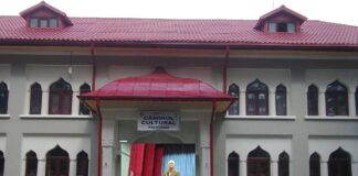 Lansarea Cărţii: «Încotro popor român?» la Căminul cultural din Comuna Polovragi! – ,,Suntem singurul popor de pe planetă şi din univers, care a îndurat atâta suferinţă ca să iasă la liman”!