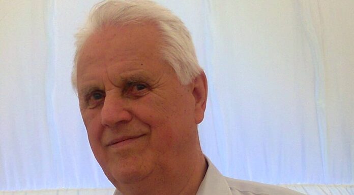 Profesorul Marin Arcuş extrage bijuteriile culturii de la A la Z (II) – Orizontul şi perspectiva de abordare a expresiei: «Romanul este o viaţă de ficţiune izvorâtă dintr-o viaţă reală» Liviu Rebreanu)