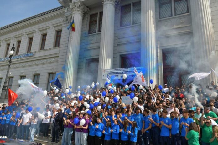 Proiectul ,,Studenții noștri pot mai mult”, ajuns la cea de a XIII-a ediție, implementat și la nivelul Facultății de Teologie Ortodoxă din cadrul Universității din Craiova