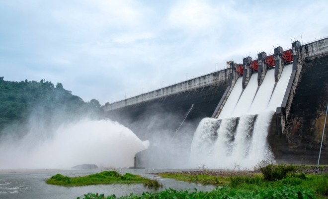 ONG-urile de mediu dau încă o lovitură hidrocentralei Răstolnița