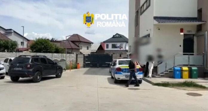 Femeia din Constanța, acuzată de șantaj cu imagini compromițătoare, pusă sub control judiciar