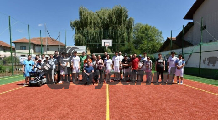 Fotbaliștii de la CSM Târgu Jiu, meci special la Centrul ,,Iosua”