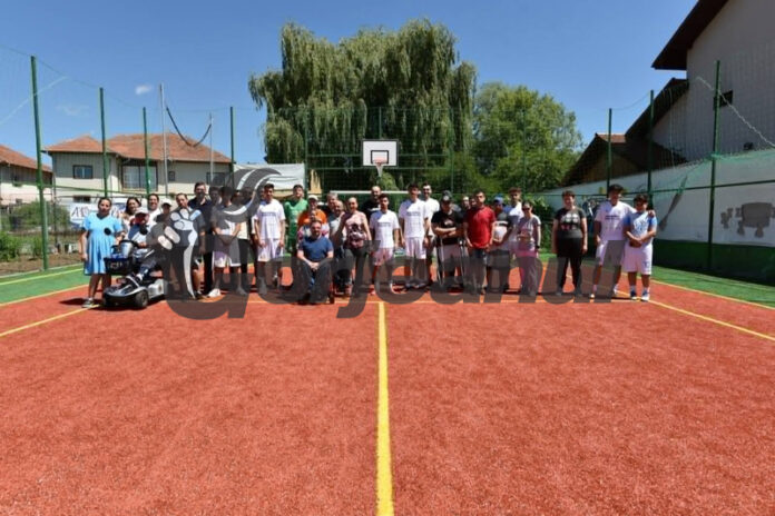 Fotbaliștii de la CSM Târgu Jiu, meci special la Centrul ,,Iosua”