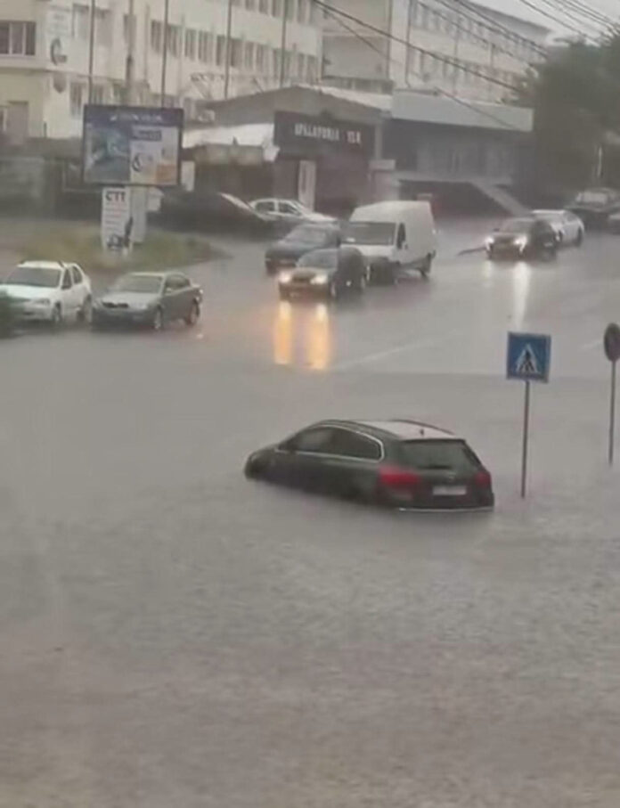 Inundații masive în Craiova